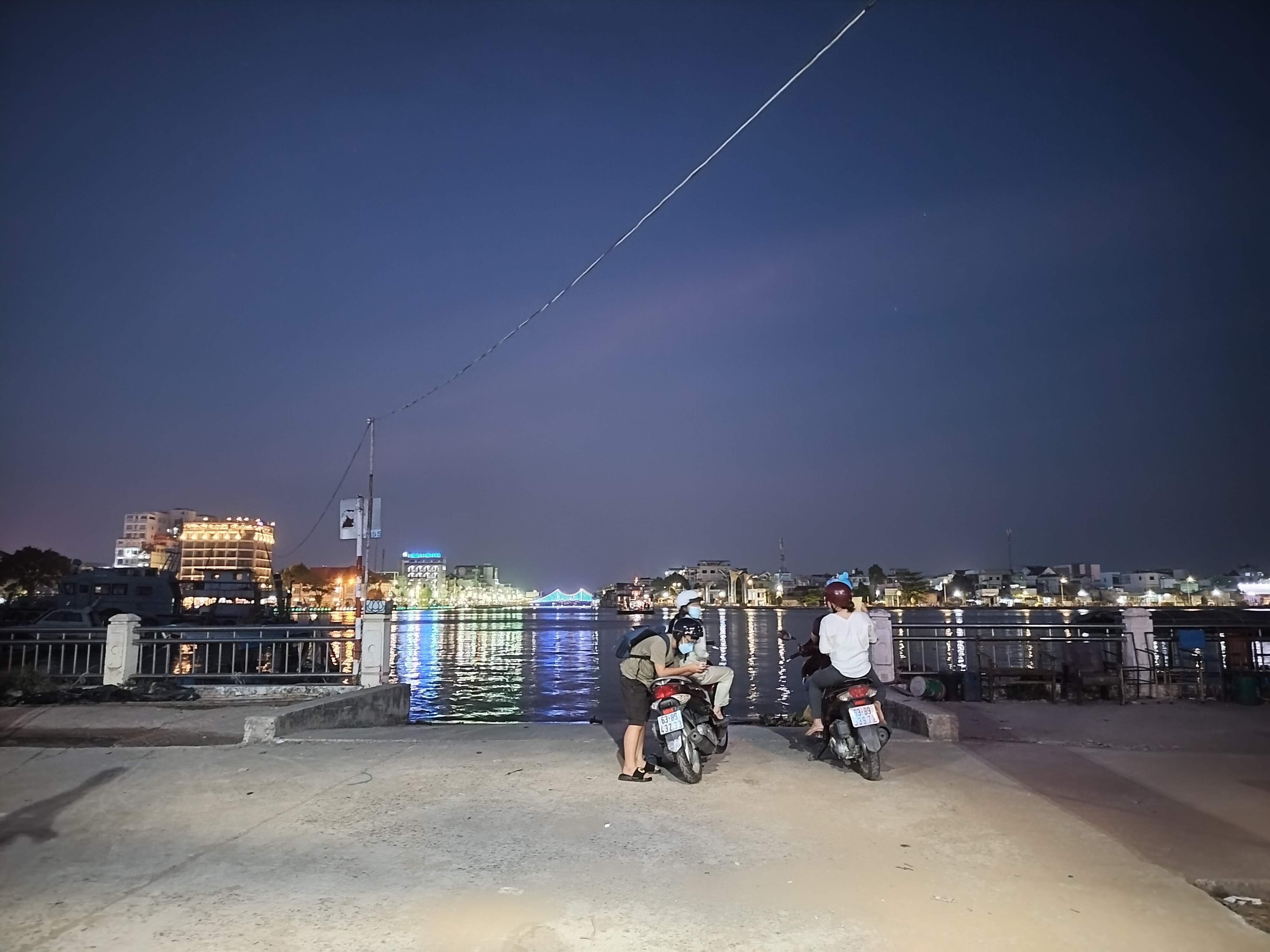 Bến Đò Ngang Tân Long (Bến Sông Trưng Trắc)